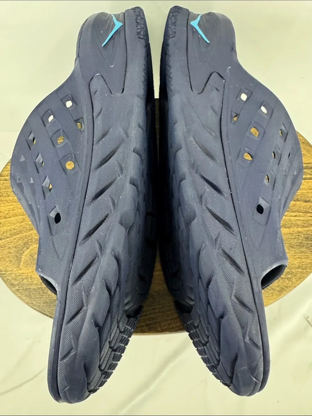 Hoka Mens ORA Recovery Slides Sandals in Navy w/ Light Blue, sz 10